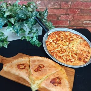 Castello Cheese and Garlic Regular and Calzone min