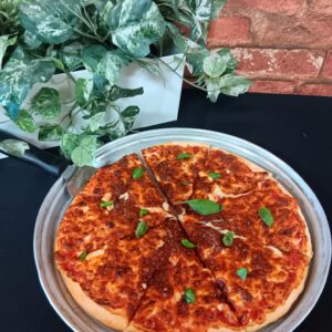 Castello Margherita Regular Pizza min